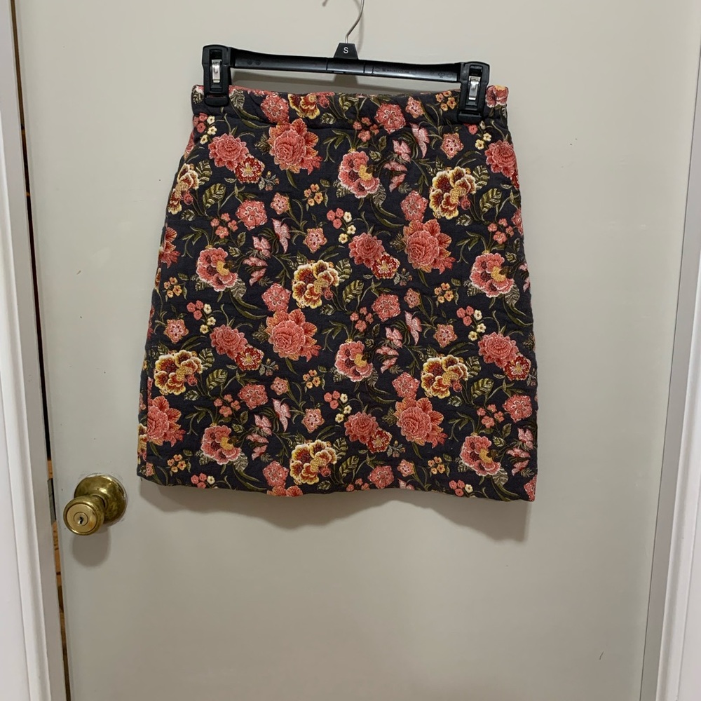 Loft Floral Mini skirt